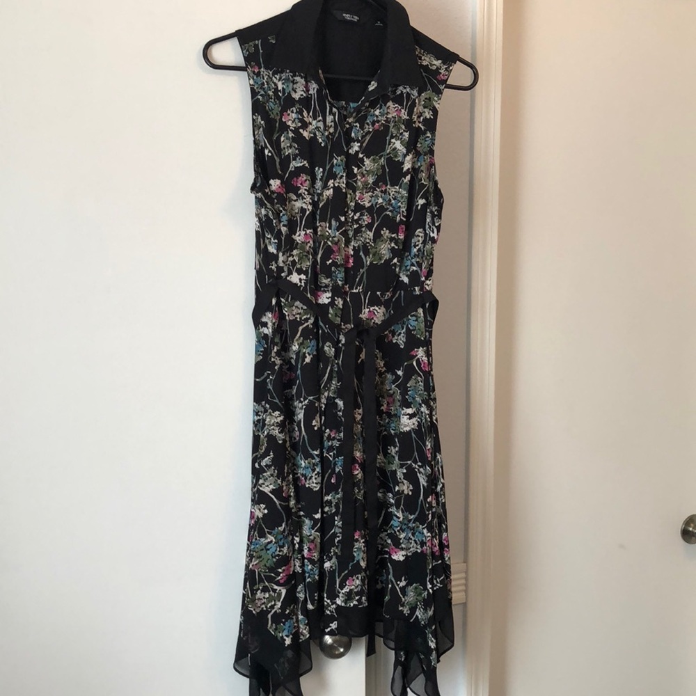 Simply Vera Wang medium black floral summer dress